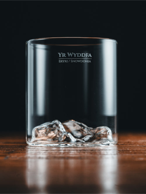 Eryri Two-Glass Set - Yr Wyddfa & Tryfan | Gilded Peaks